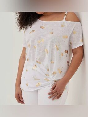 Torrid Off-Shoulder Feather Soft Slub Twist Hem Tee White Size 4X NEW!